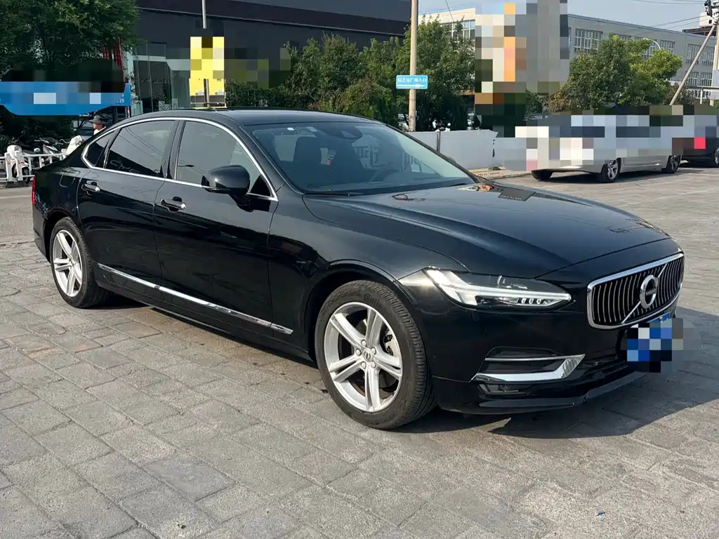 VOLVO S90 2020