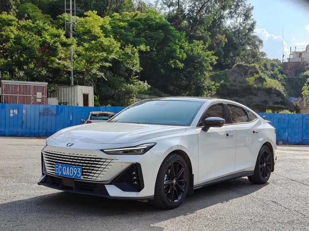 CHANGAN UNI-V 2022