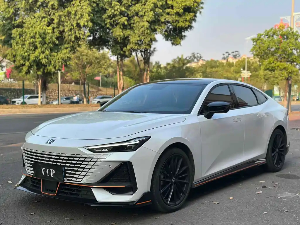 CHANGAN UNI-V 2022