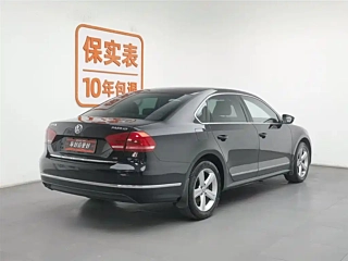 VOLKSWAGEN PASSAT 2014