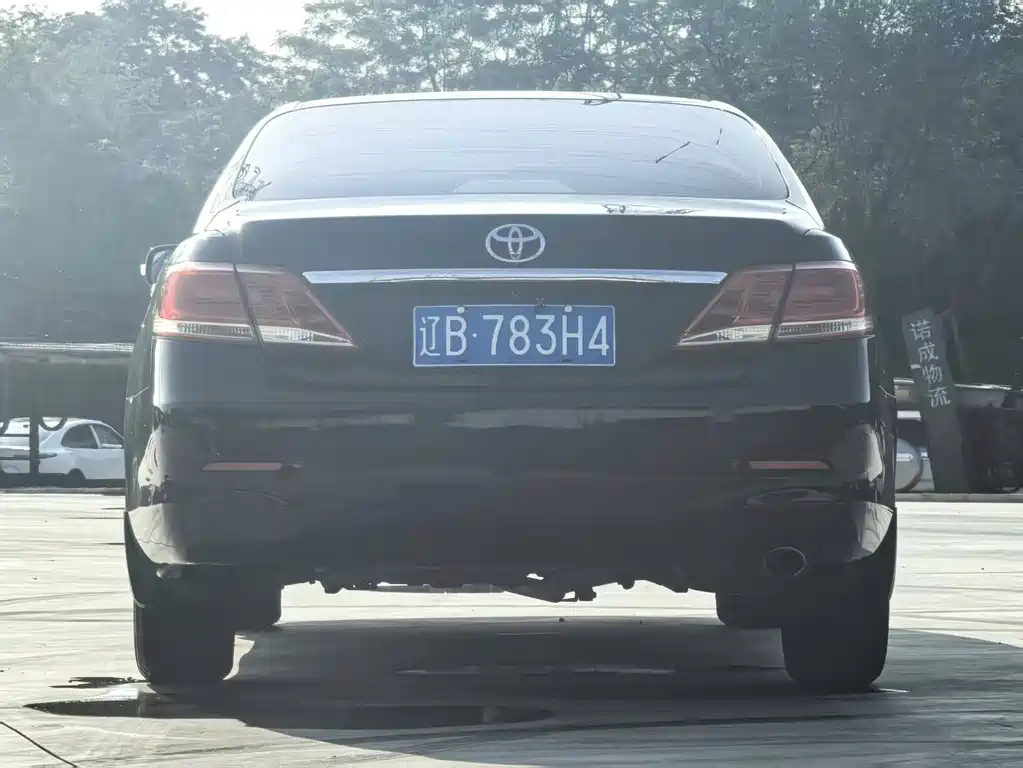 TOYOTA CAMRY 2010