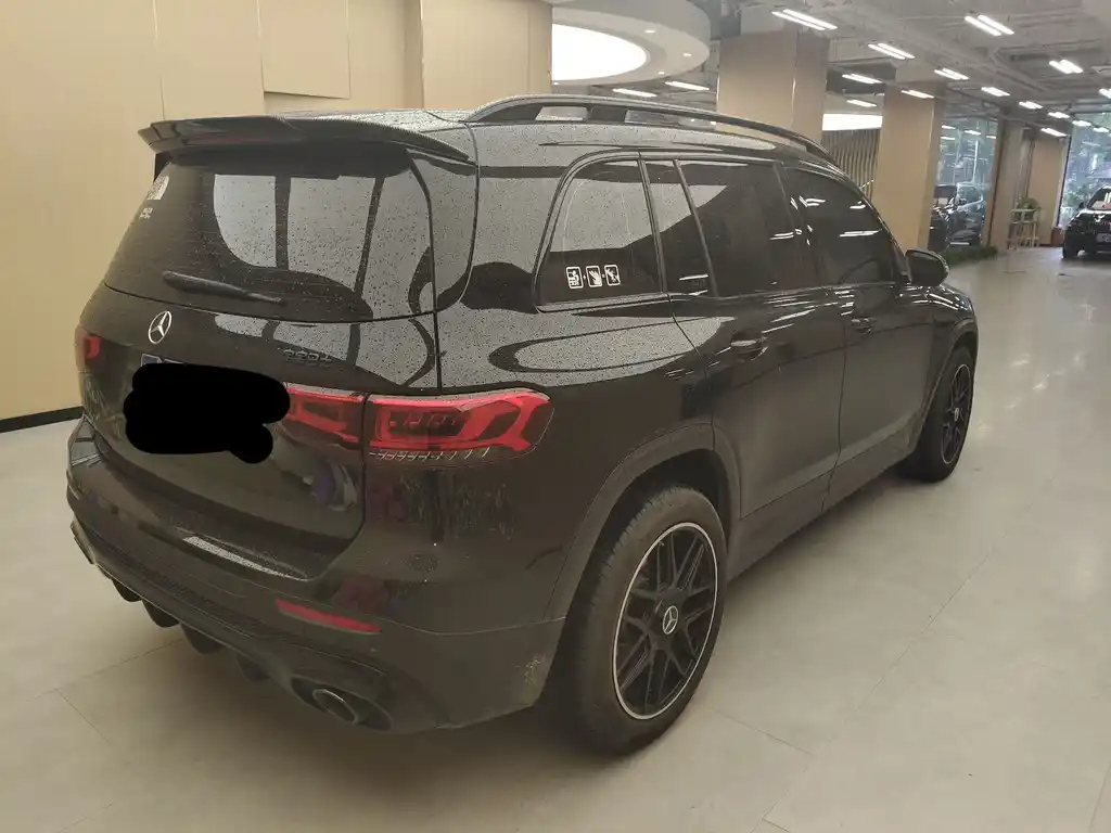 MERCEDES BENZ GLB 2023