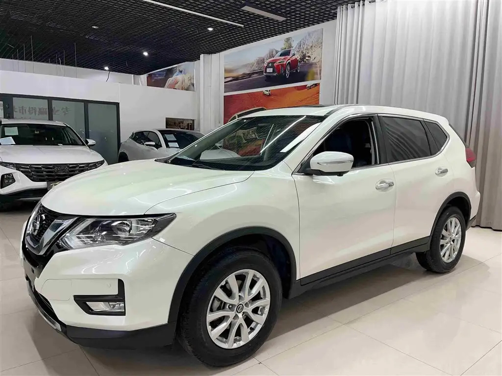 NISSAN X-TRAIL 2019