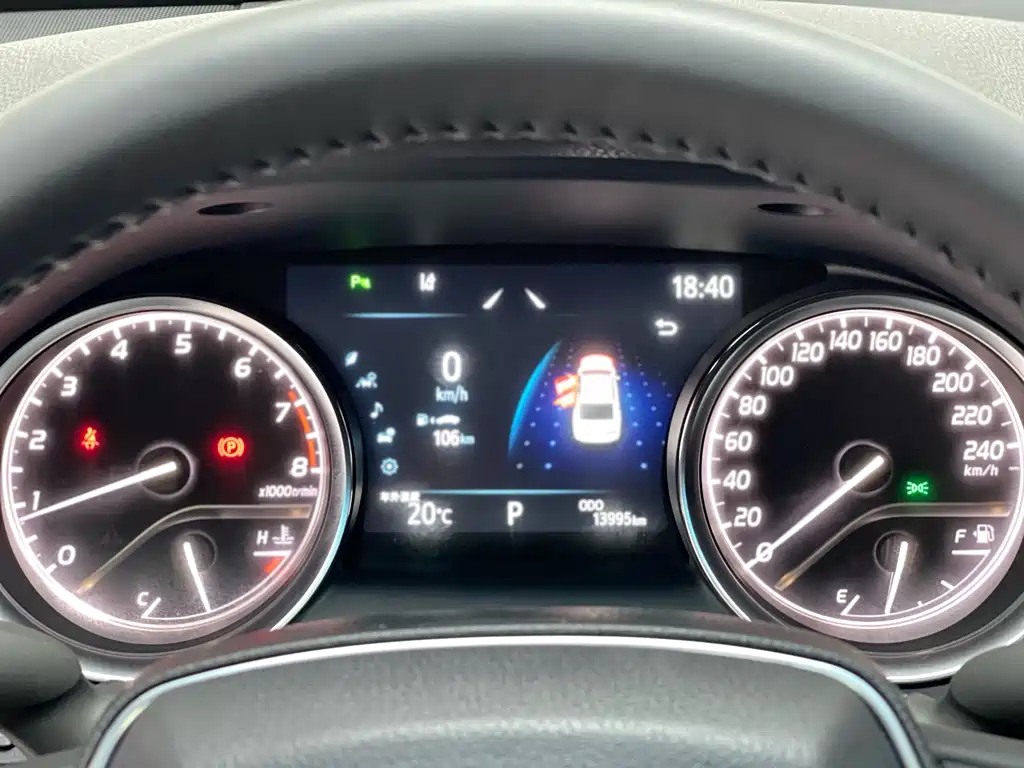 TOYOTA CAMRY 2023