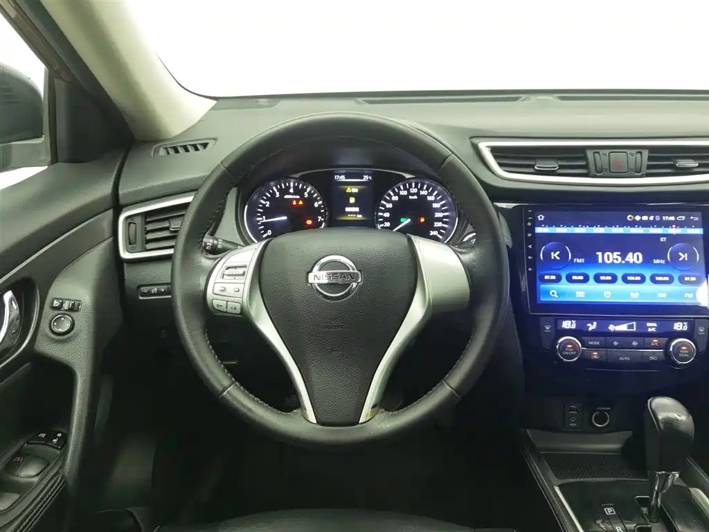 NISSAN X-TRAIL 2014