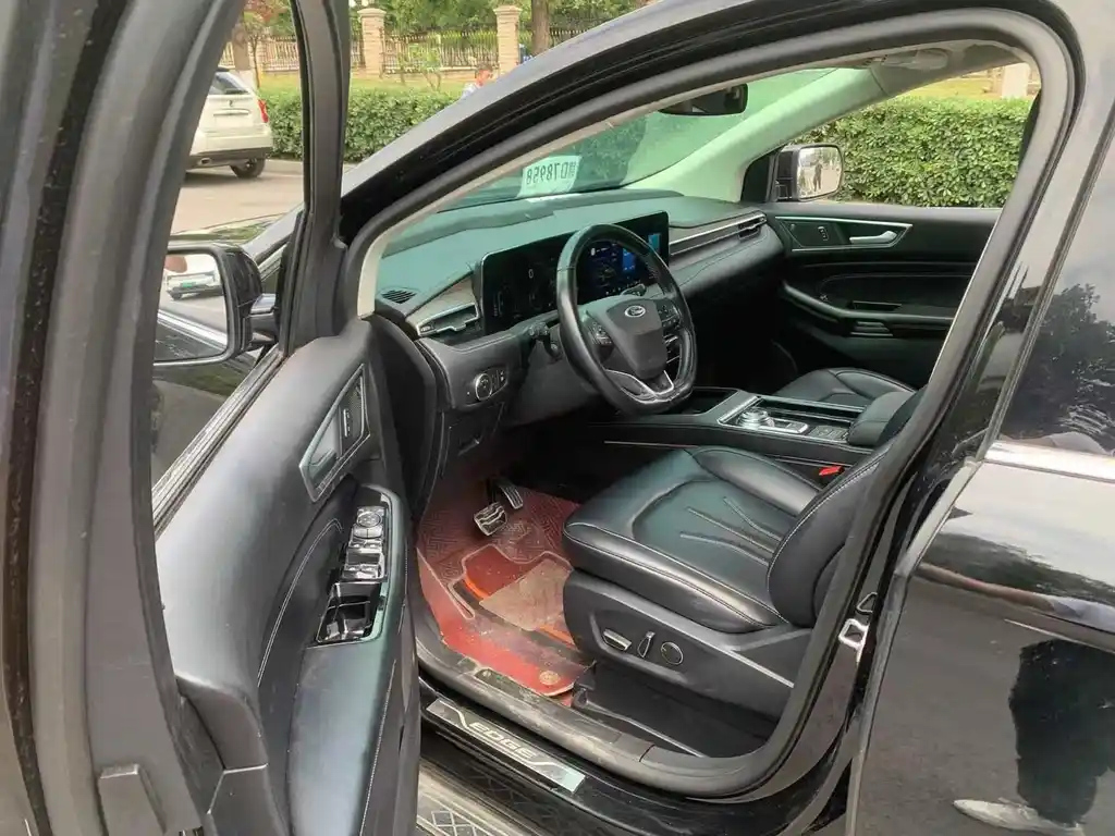FORD EDGE 2021