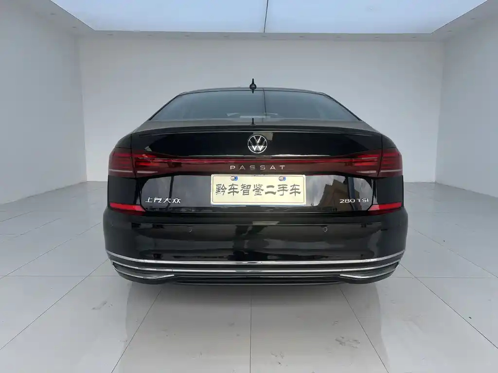 VOLKSWAGEN PASSAT 2022