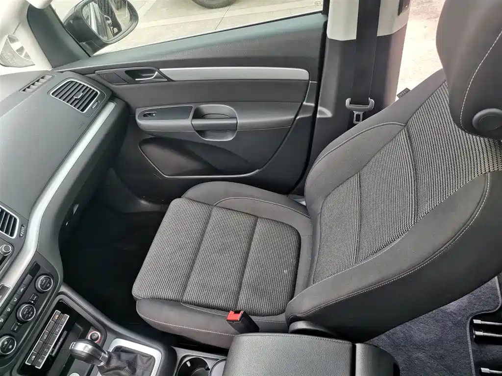 VOLKSWAGEN SHARAN 2018