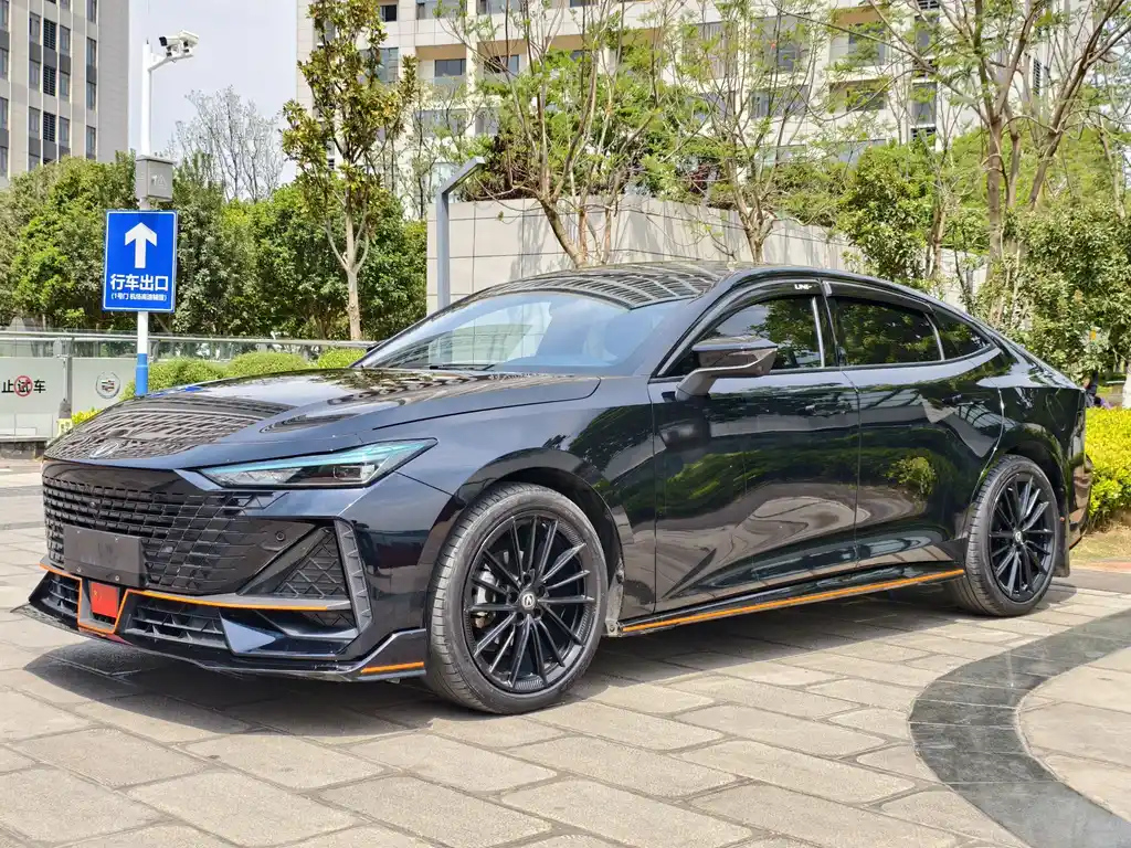 CHANGAN UNI-V 2023