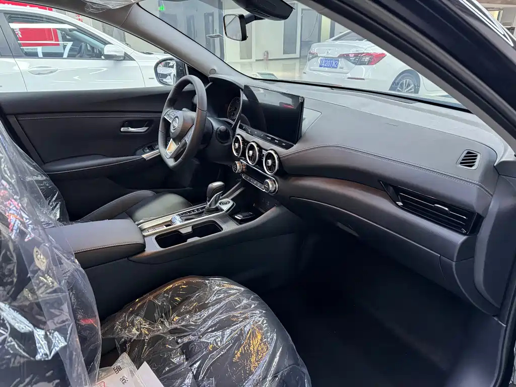 NISSAN SYLPHY 2023