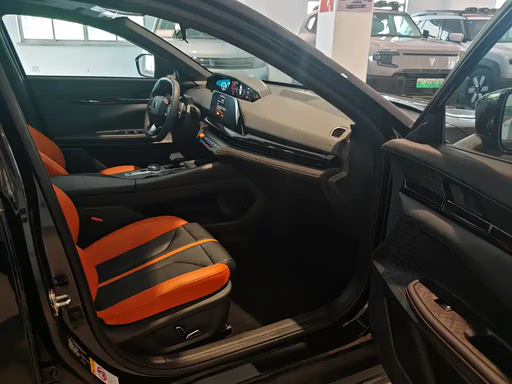 CHANGAN UNI-V 2024