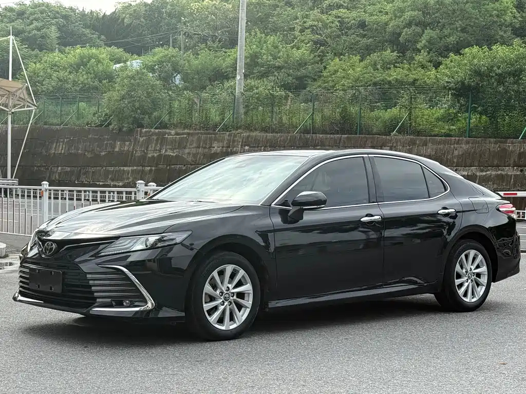 TOYOTA CAMRY 2021
