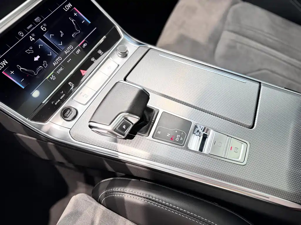 AUDI A6L 2024