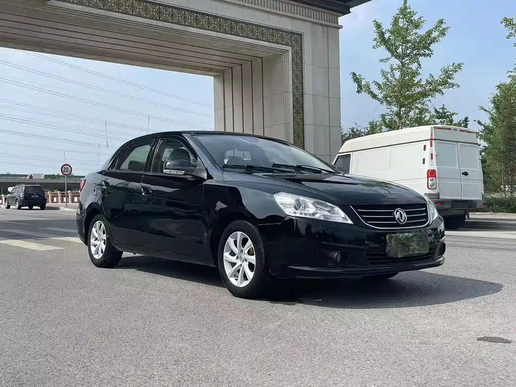 DONGFENG AEOLUS S30 2013