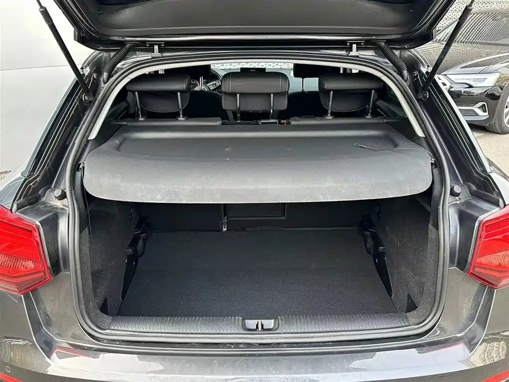 AUDI Q2L 2020