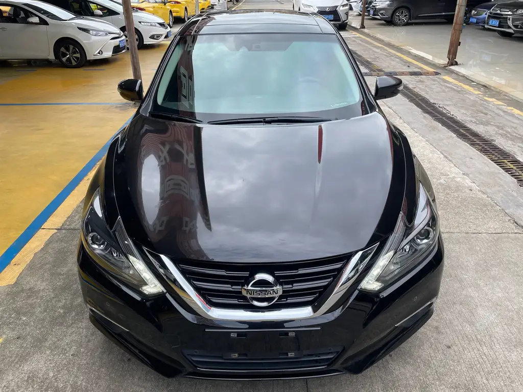 NISSAN TEANA 2016