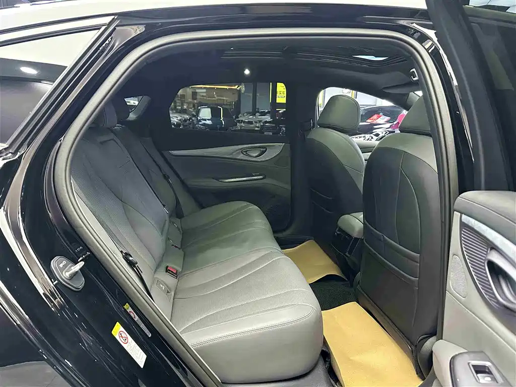BYD SEAL 2024