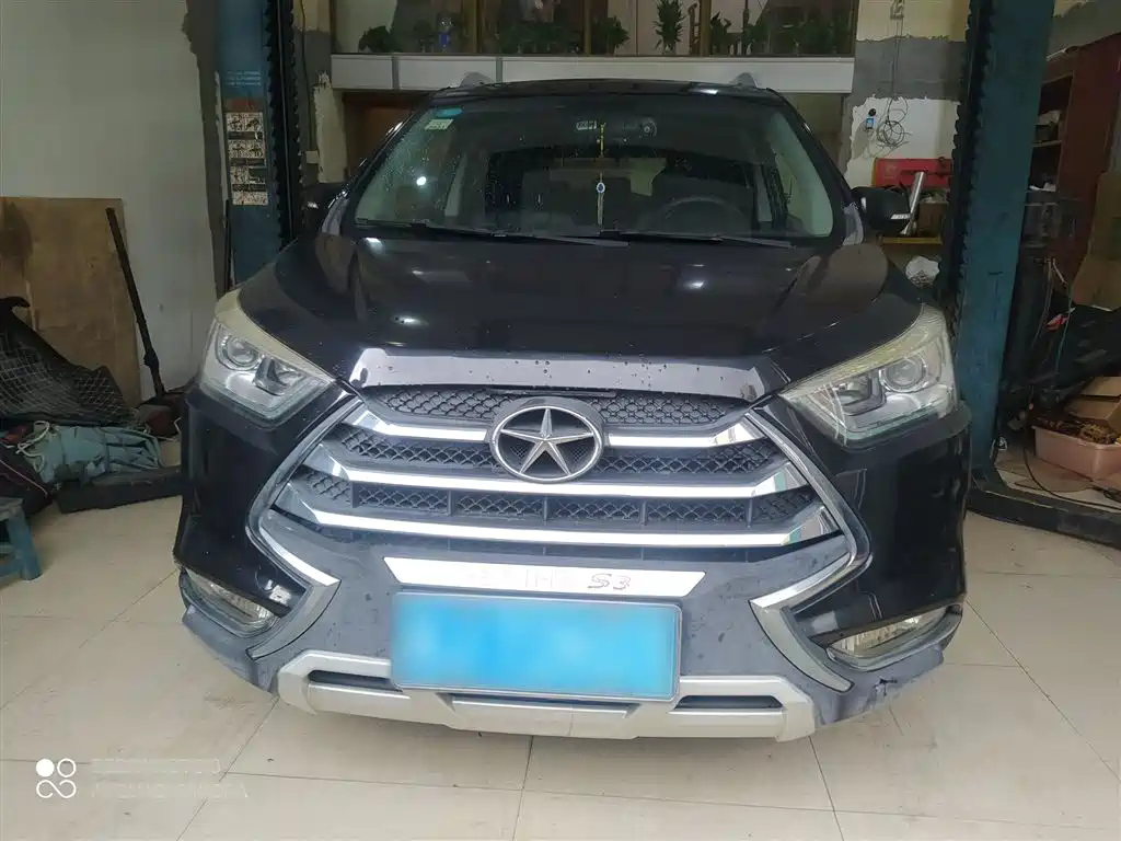 JAC REFINE S3 2014