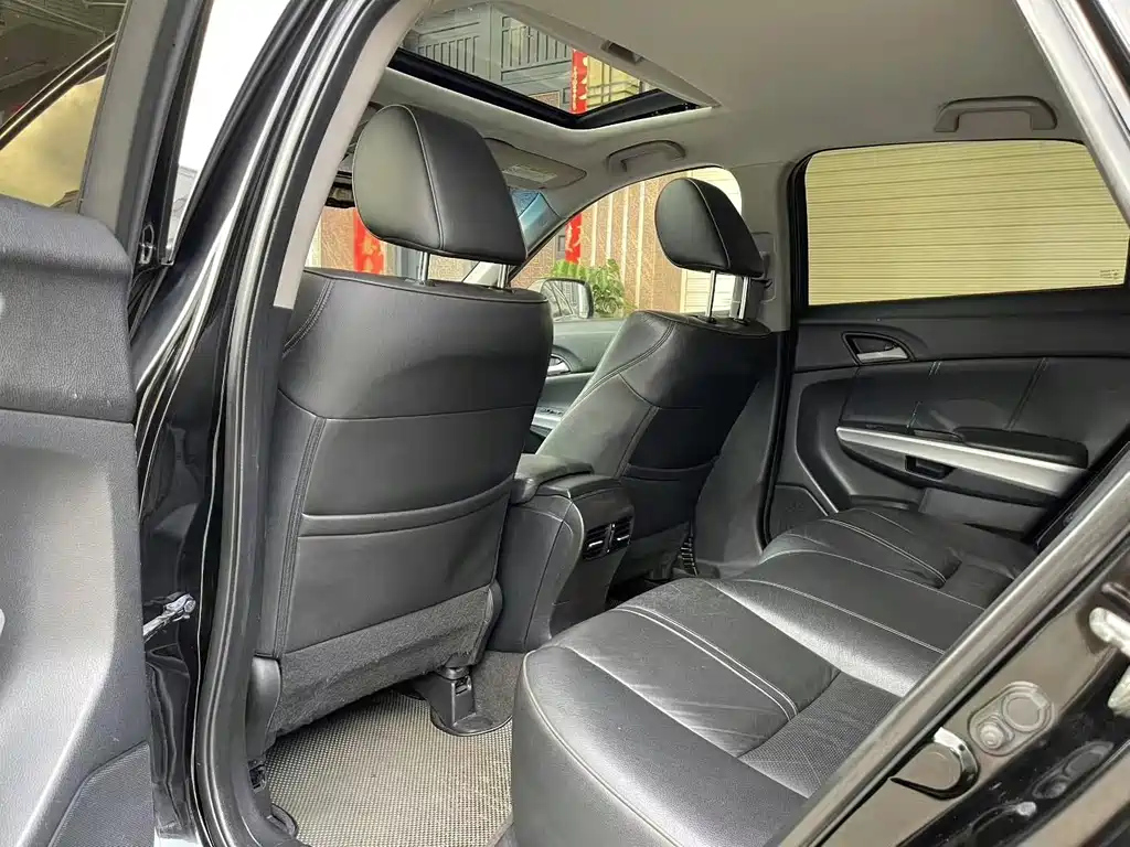 HONDA CROSSTOUR 2012