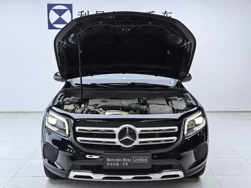 MERCEDES BENZ GLB 2023