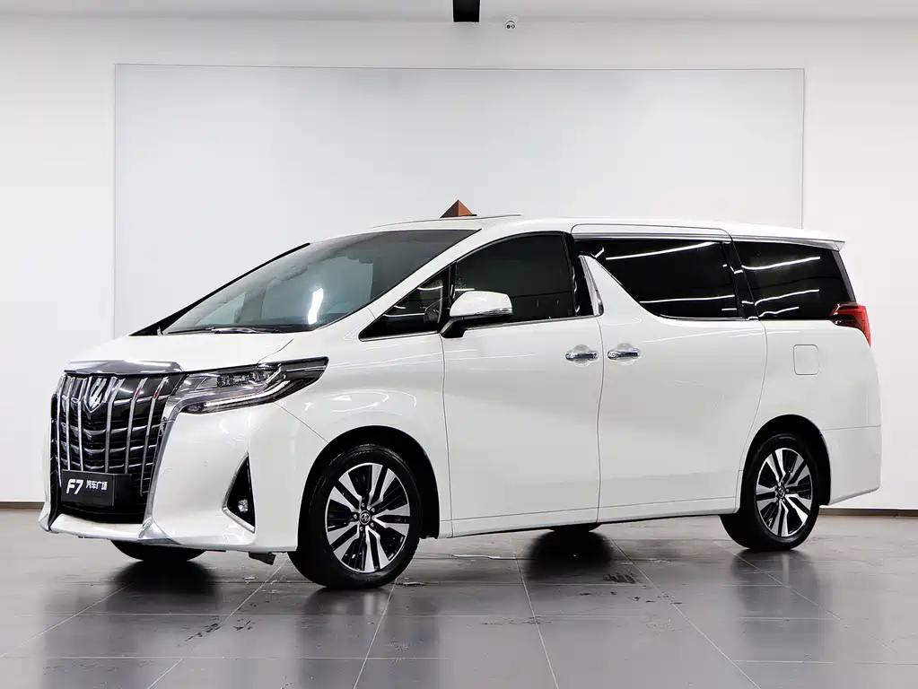 TOYOTA ALPHARD 2018