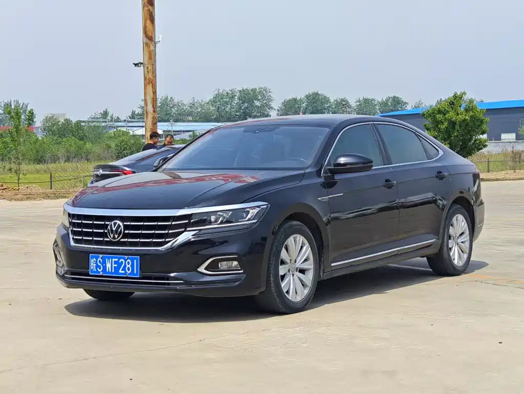 VOLKSWAGEN PASSAT 2019