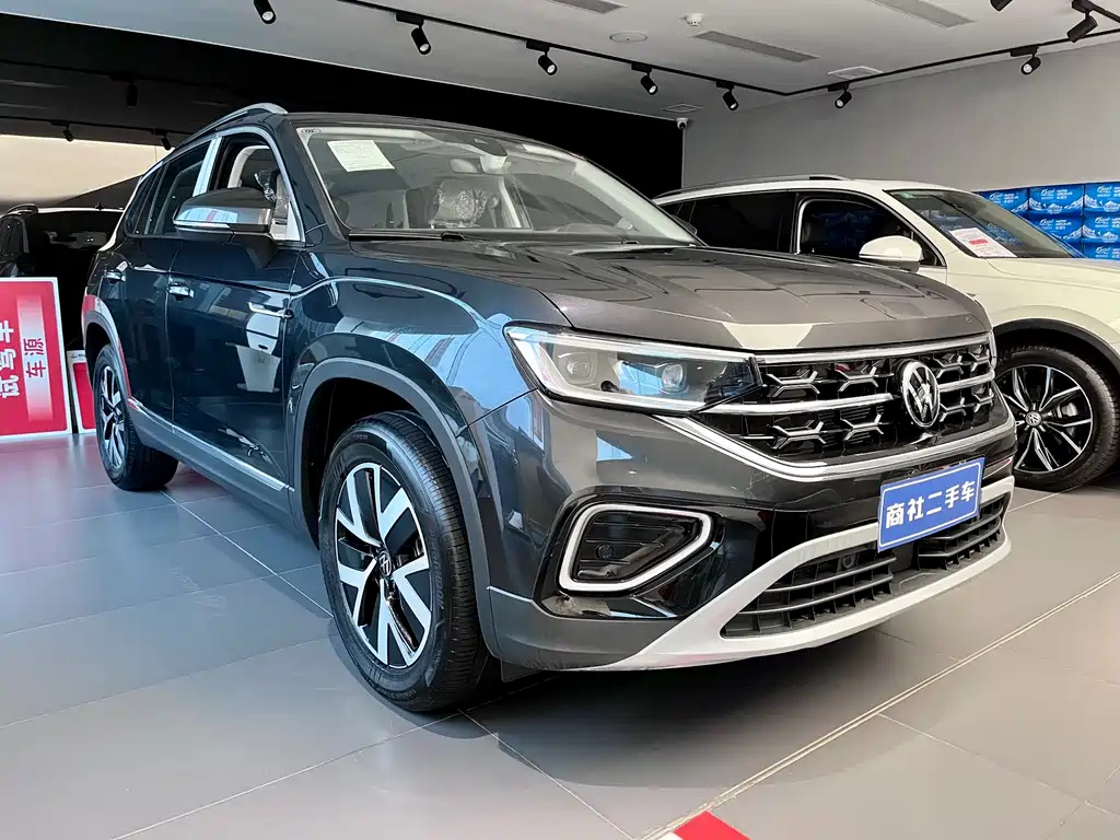 VOLKSWAGEN TAYRON 2023