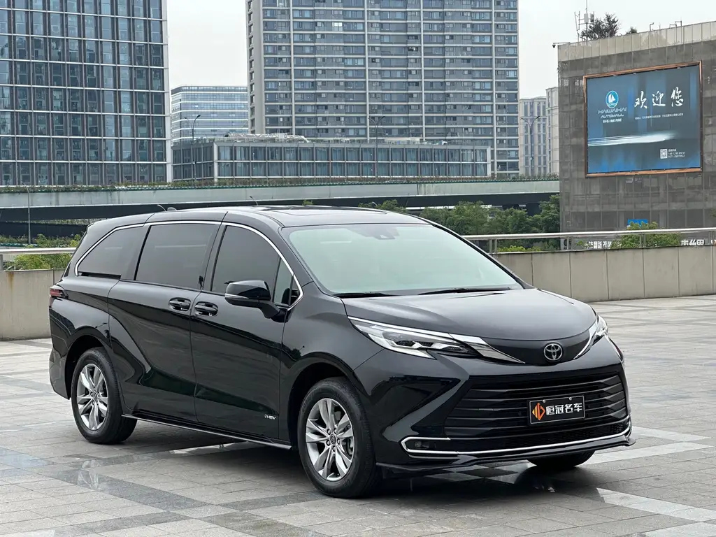 TOYOTA SIENNA SIENNA 2024