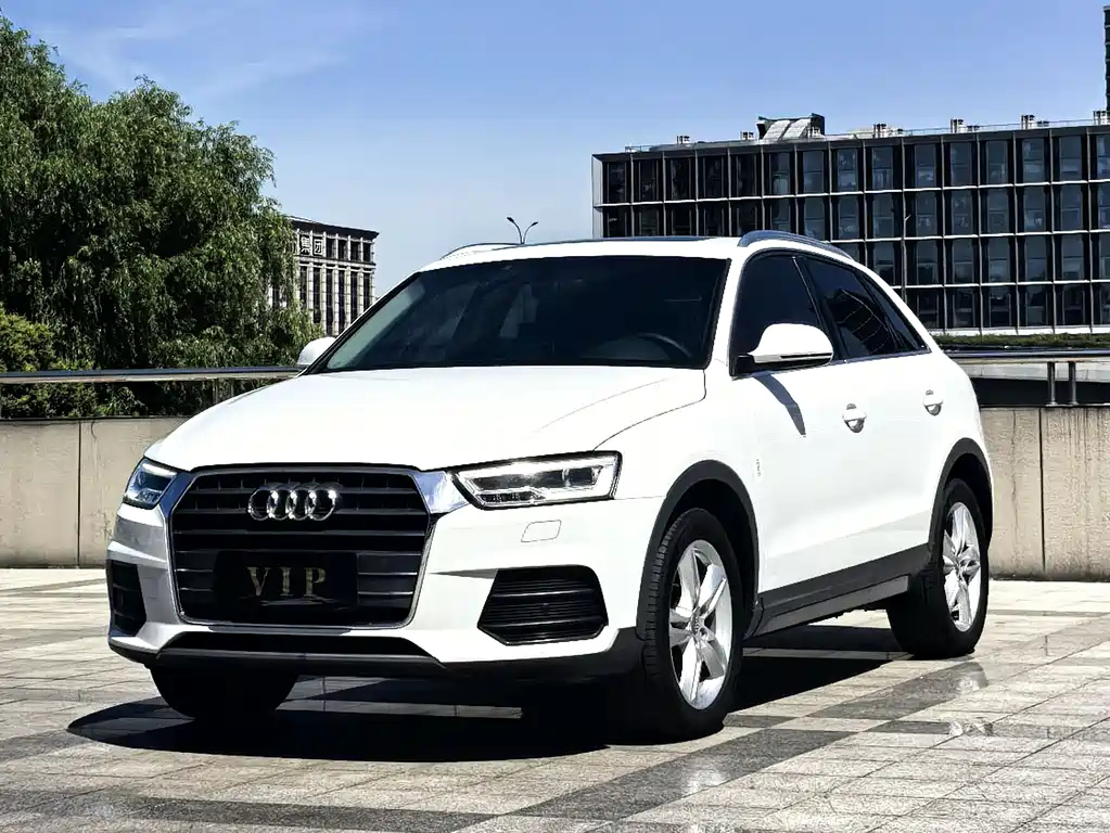AUDI Q3 2018