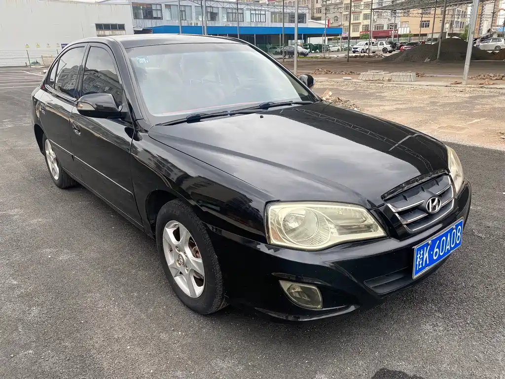 HYUNDAI ELANTRA 2011