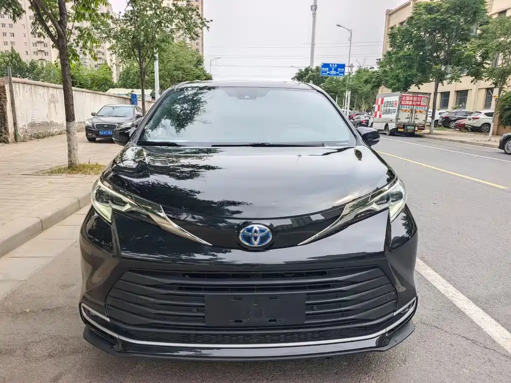 TOYOTA SIENNA SIENNA 2023