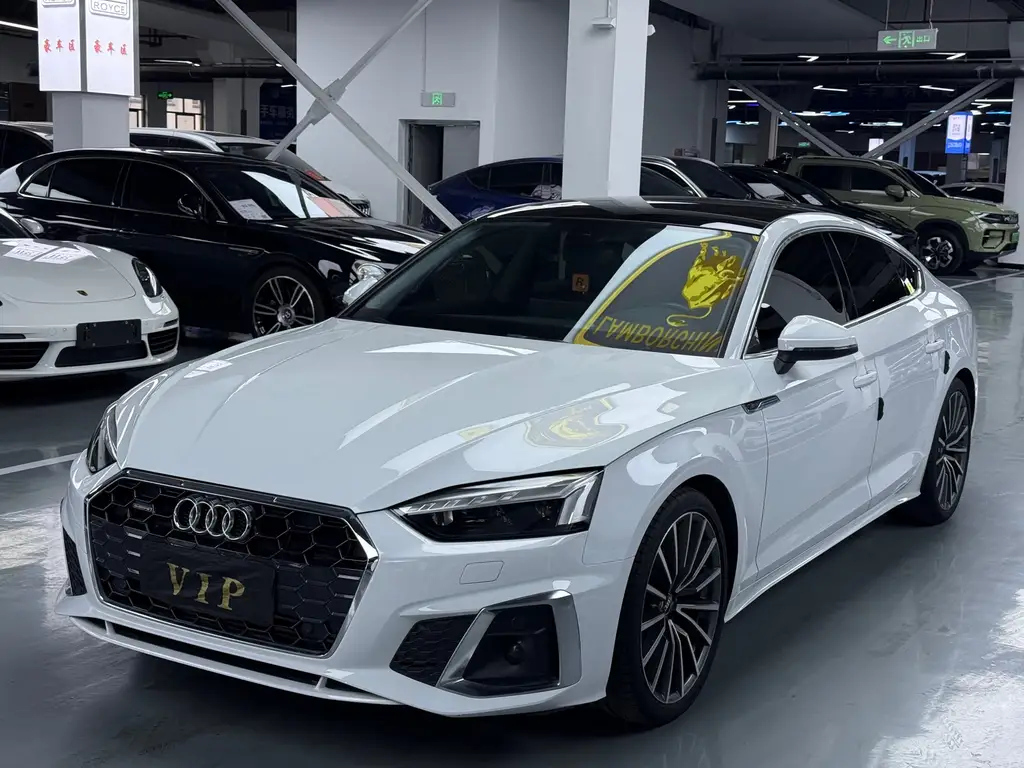 AUDI A5 2021