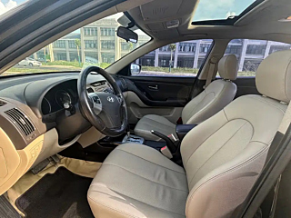 HYUNDAI CELESTA  2011 YEAR 1.6L AUTOMATIC LUXURY 2011