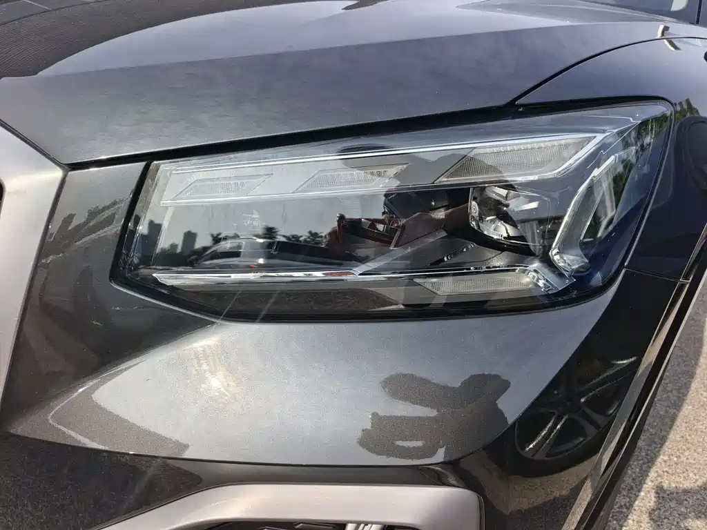AUDI Q2L 2024