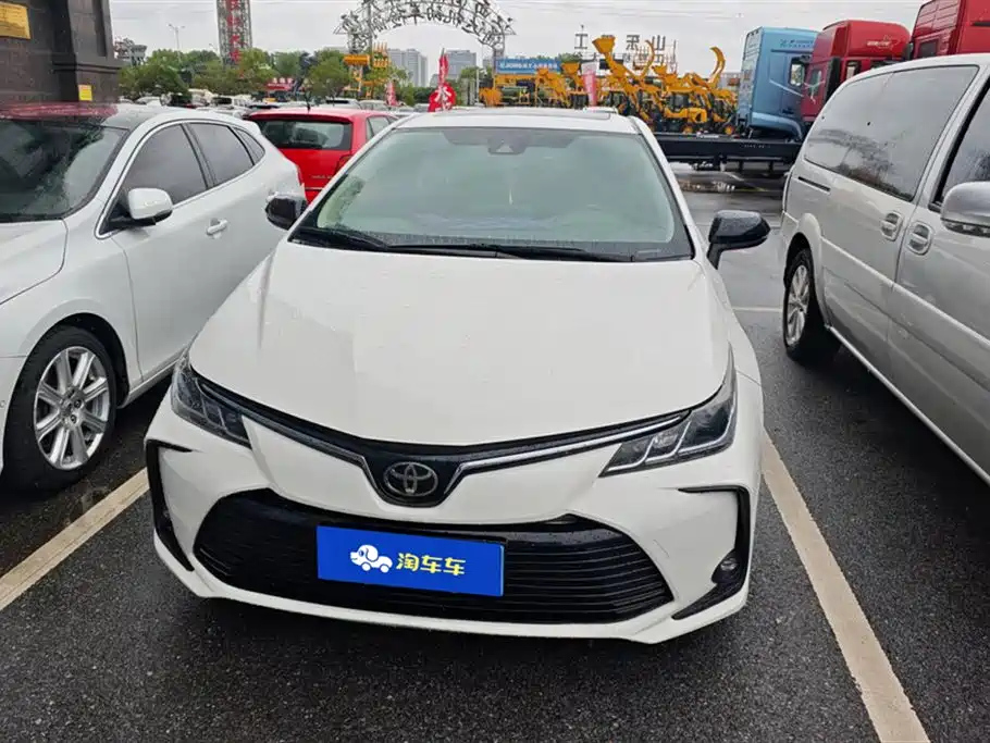 TOYOTA COROLLA 2019
