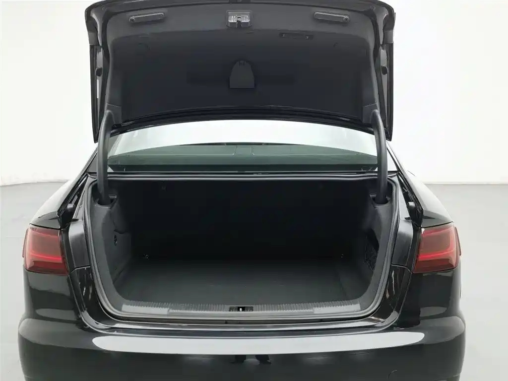 AUDI A6L 2016