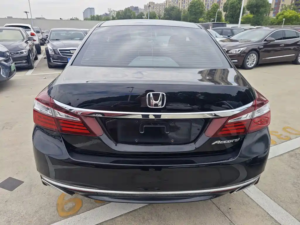 HONDA ACCORD 2017
