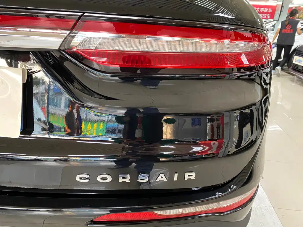 LINCOLN ADVENTURER 2022