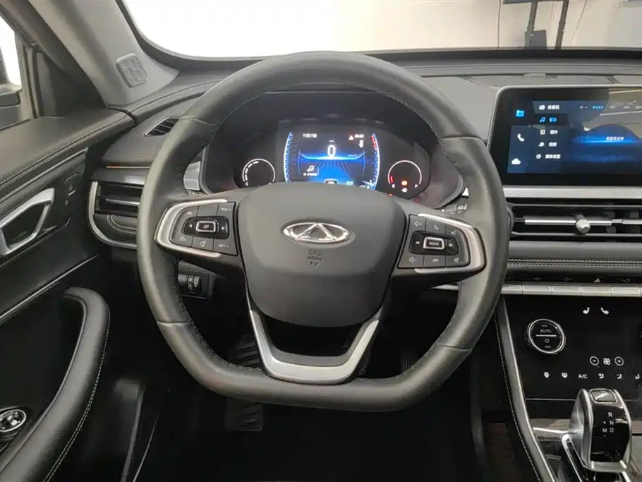 CHERY TIGGO 8 2024