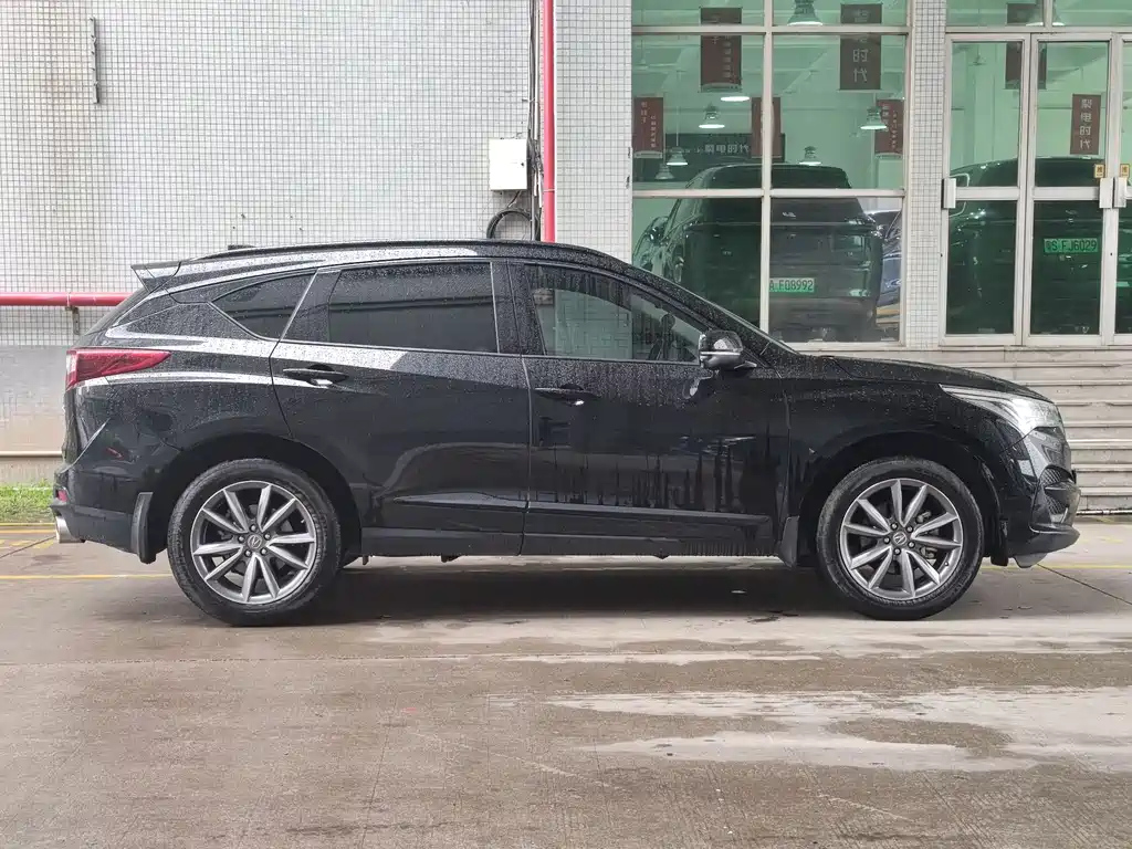 ACURA RDX 2019