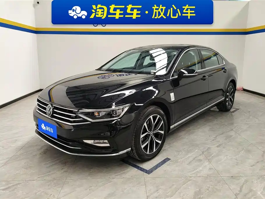 VOLKSWAGEN MAGOTAN 2020