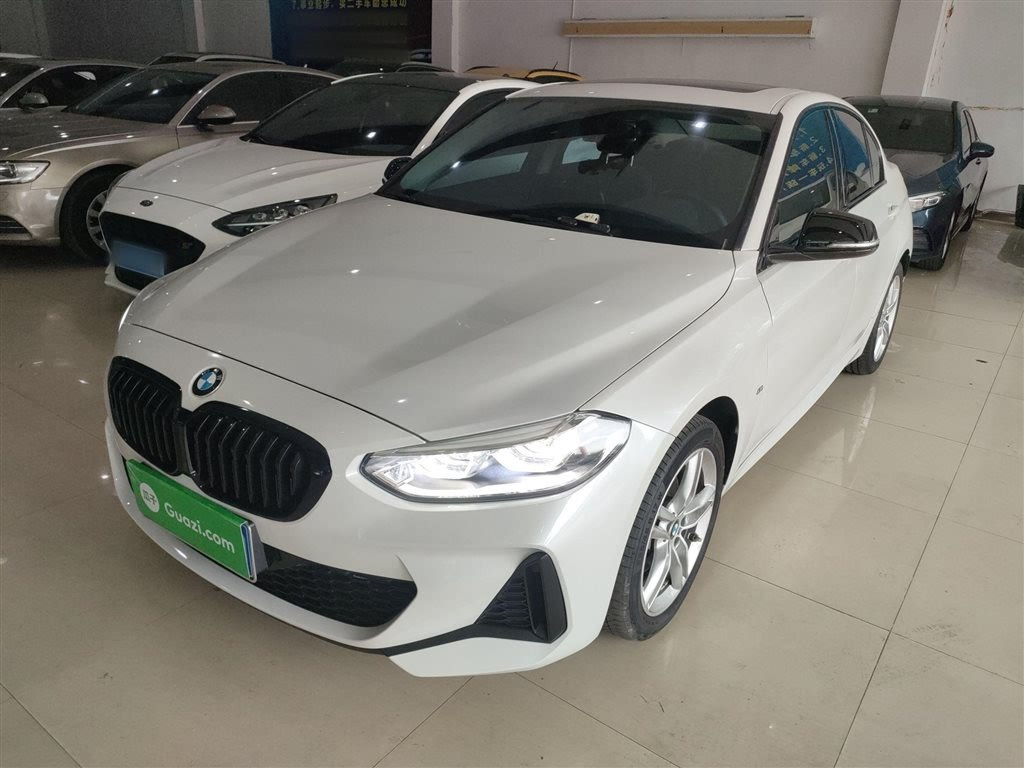 BMW 1-SERIES