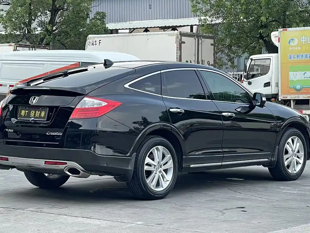 HONDA CROSSTOUR 2014