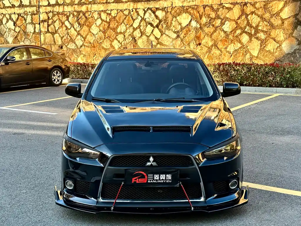 MITSUBISHI LANCER EX 2012