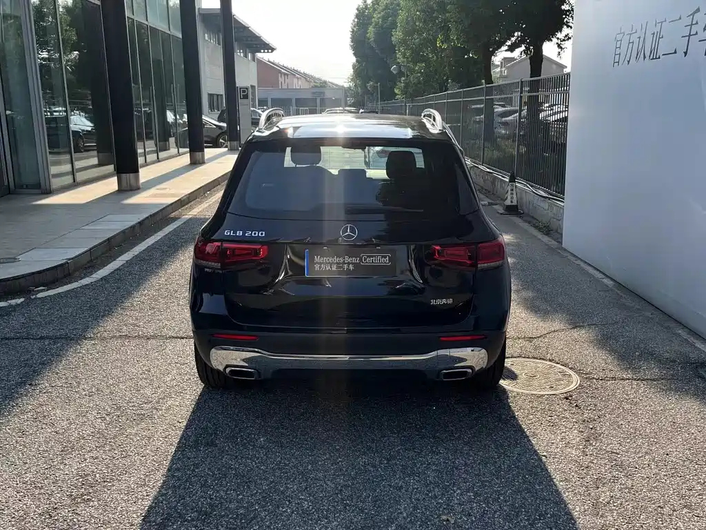 MERCEDES BENZ GLB 2022