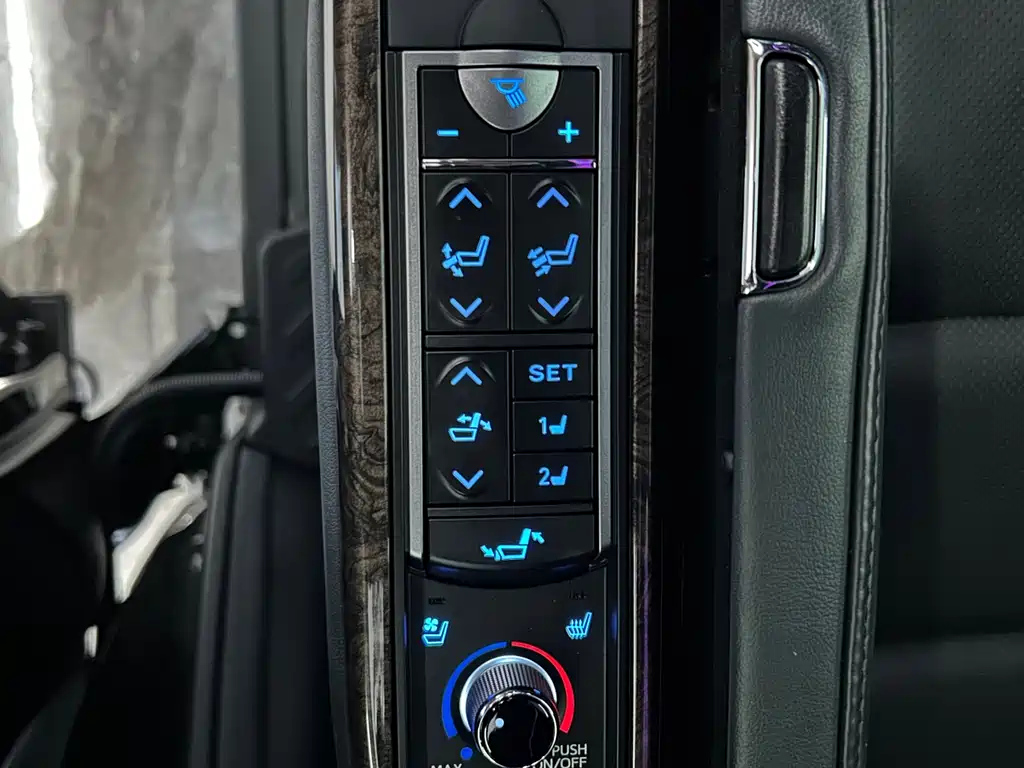 TOYOTA ALPHARD 2018