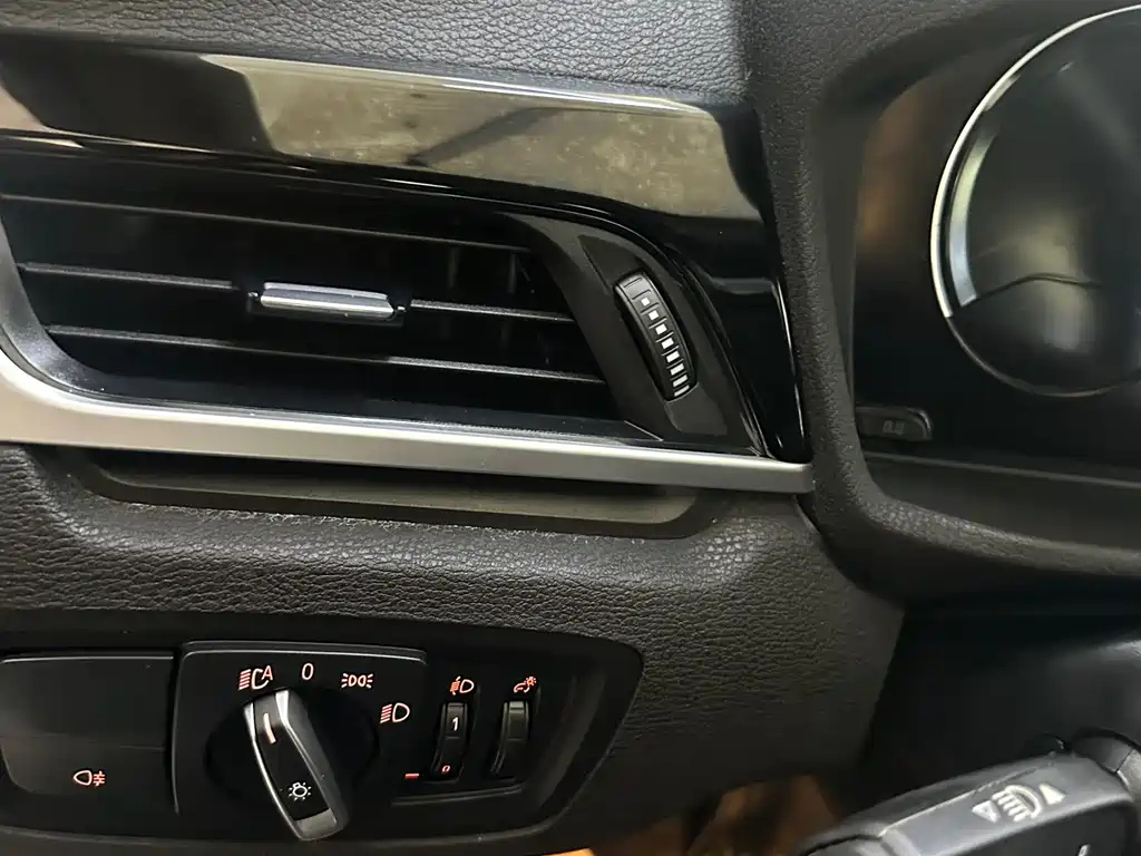 BMW X1 2021