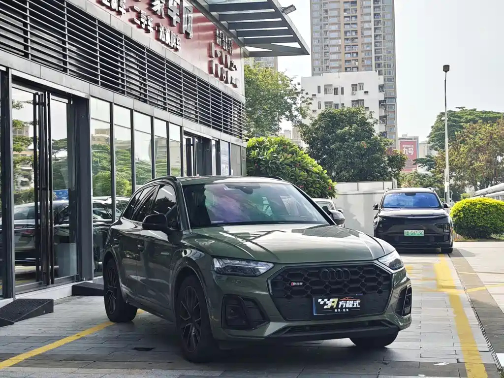 AUDI SQ5 2021
