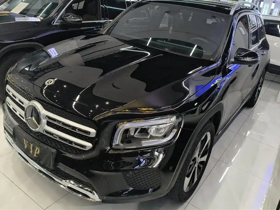 MERCEDES BENZ GLB 2021