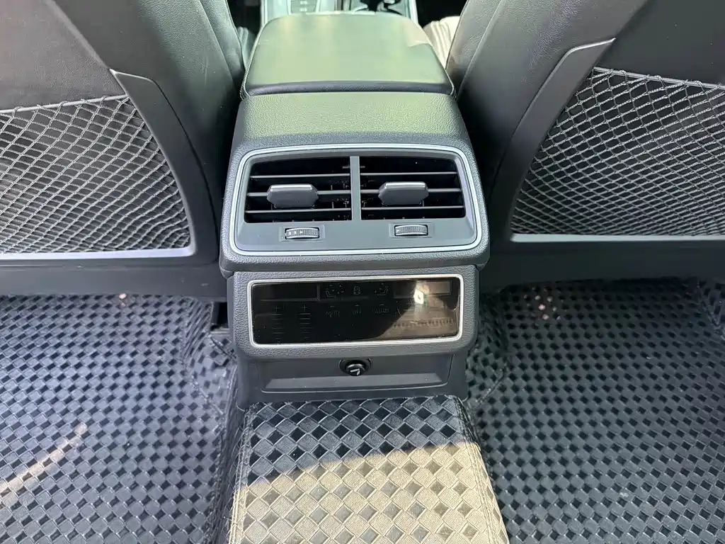 AUDI A6L 2021